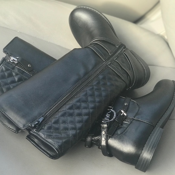 Black Michael Kors Winter Boot For Toddler Girls - Picture 2 of 8